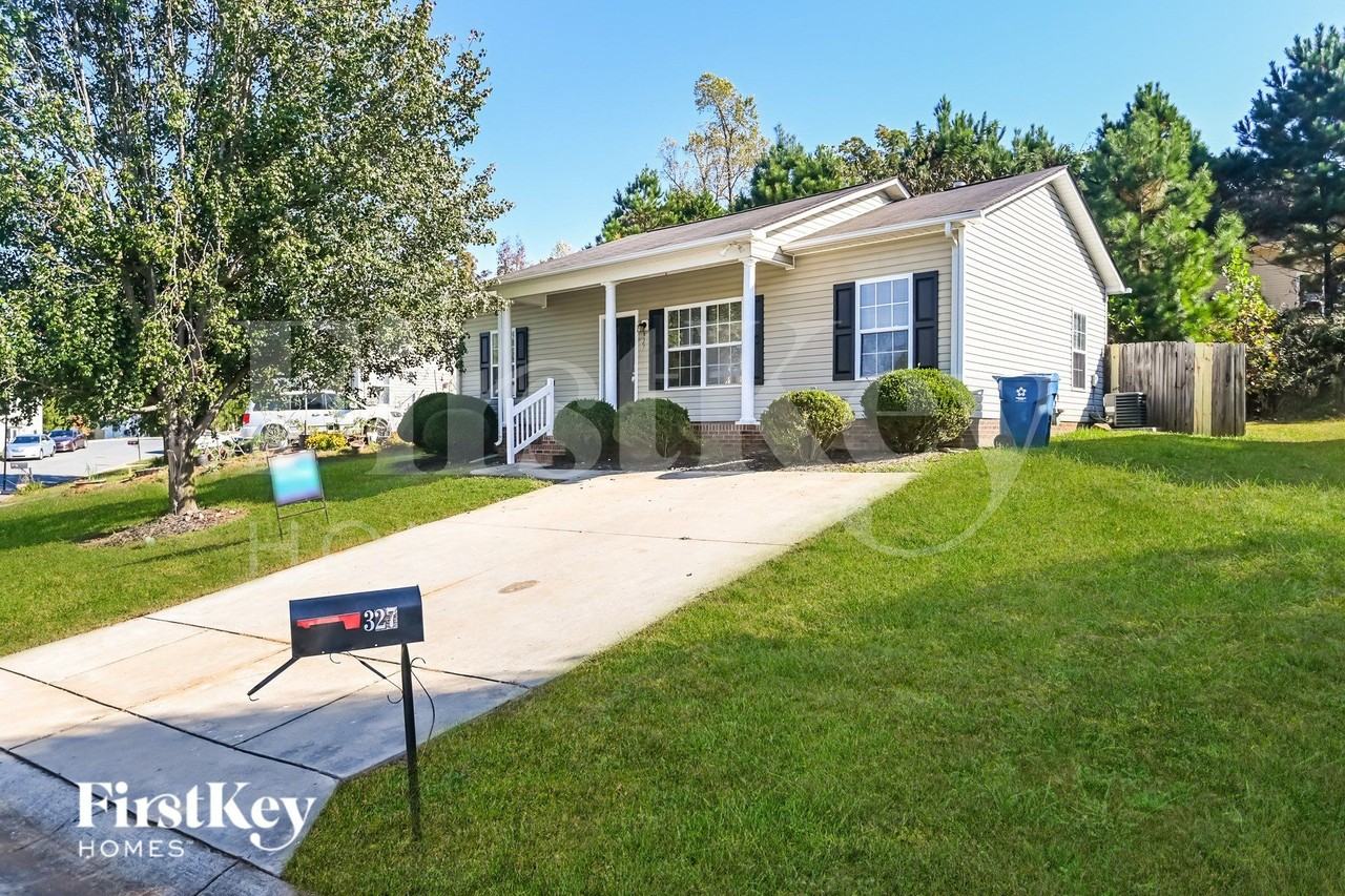 327 Olde North Church Dr - Photo 2 of 15