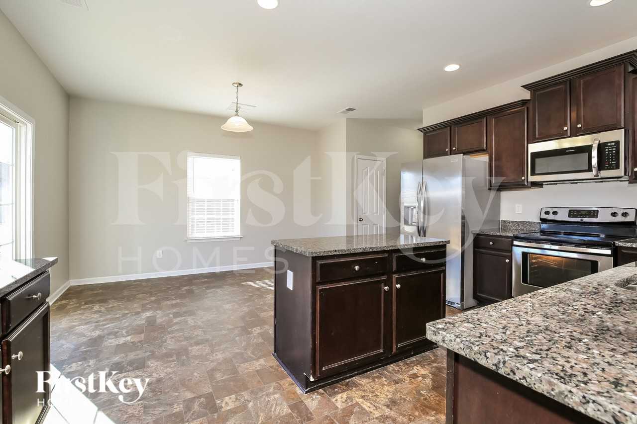 3235 Grandview Club Road - Photo 7 of 16