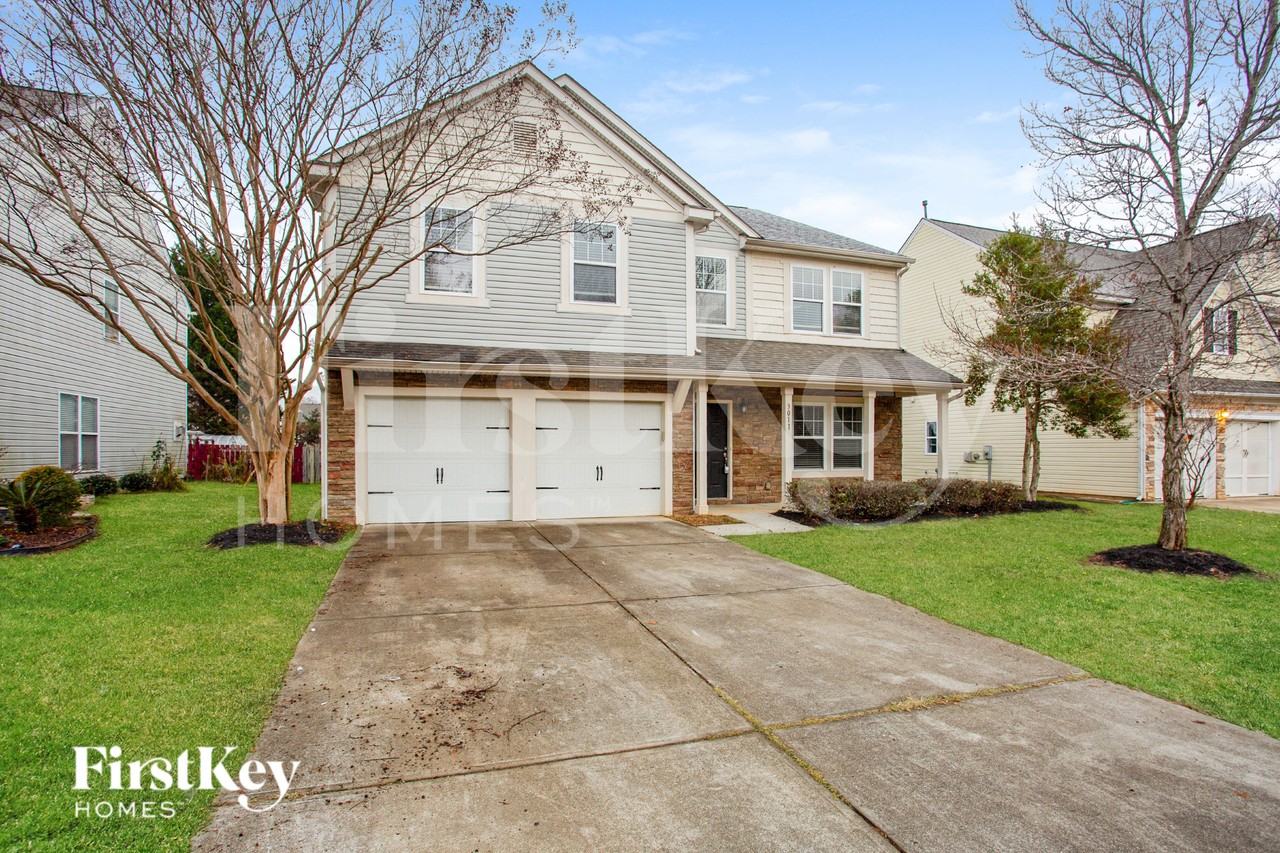 3011 Sweetspire Rd - Photo 2 of 19