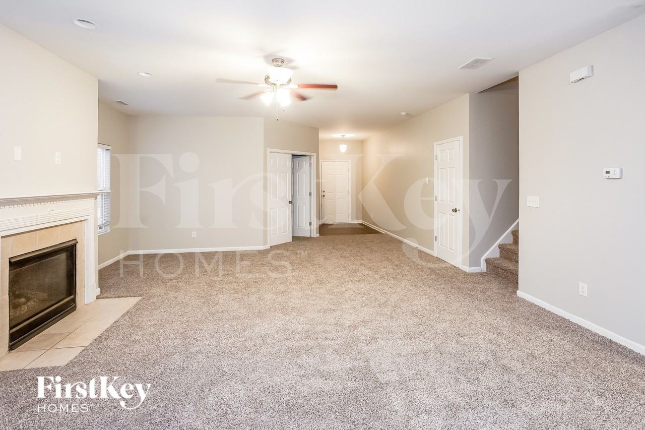 3011 Sweetspire Rd - Photo 6 of 19