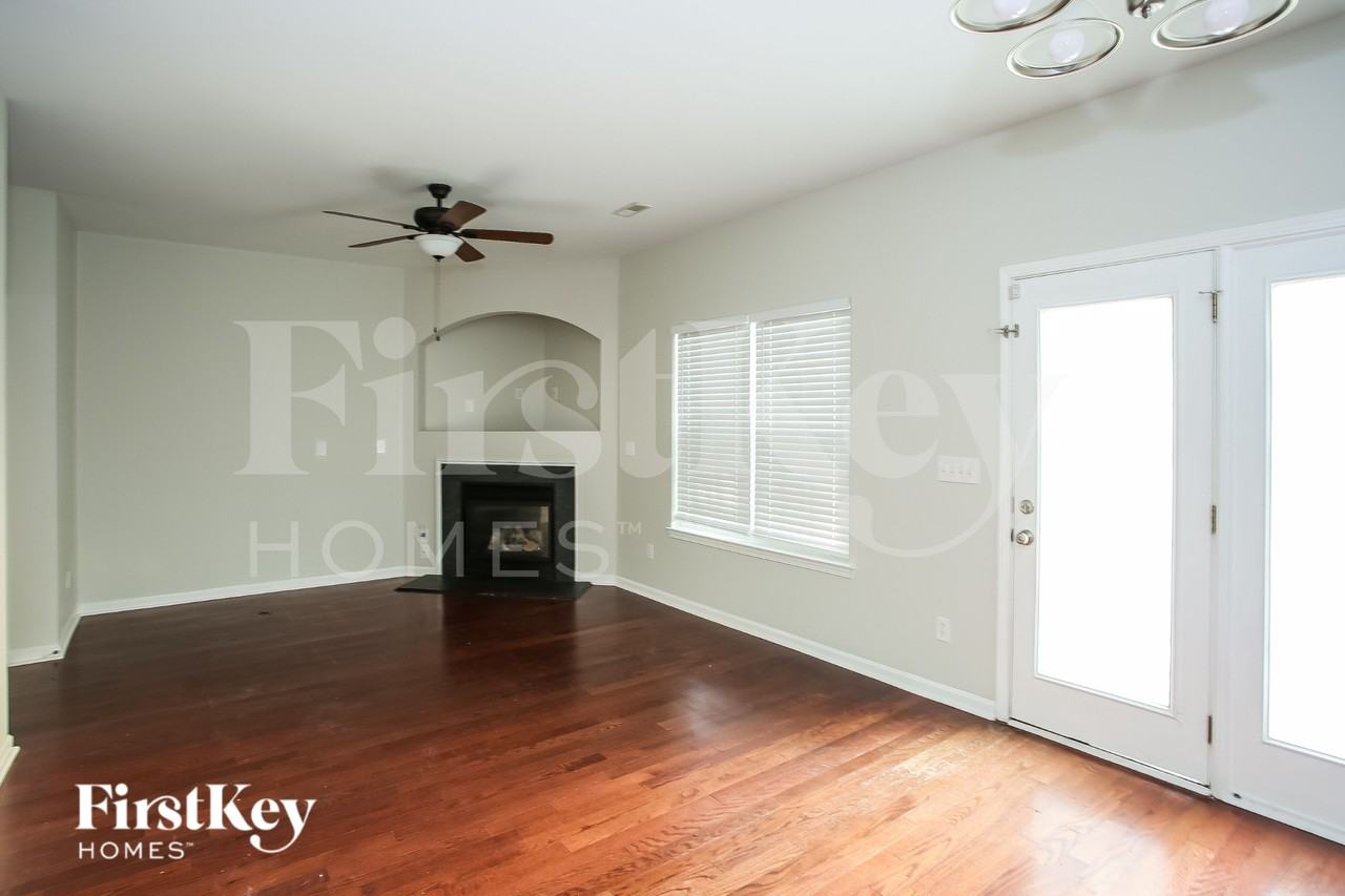 11228 Suunto Ln - Photo 4 of 15