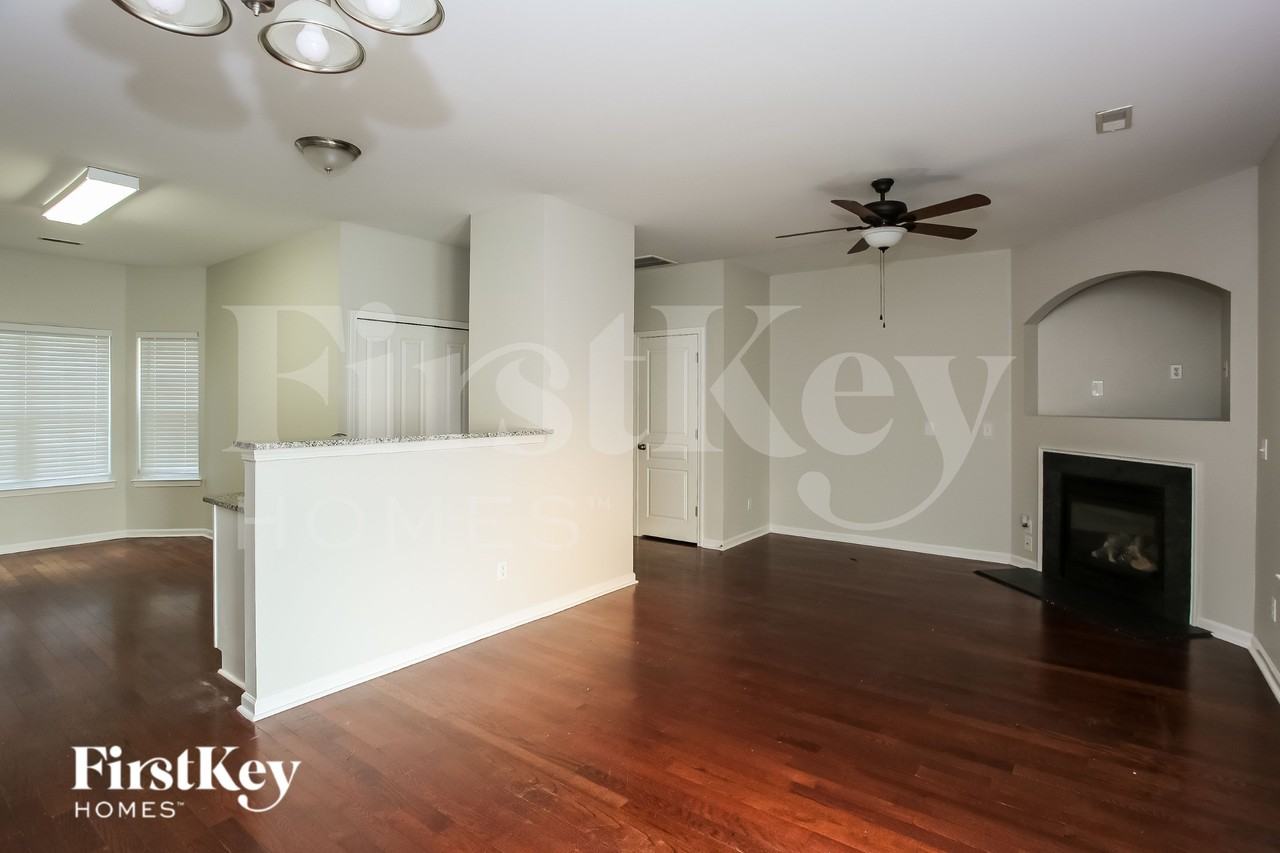 11228 Suunto Ln - Photo 6 of 15