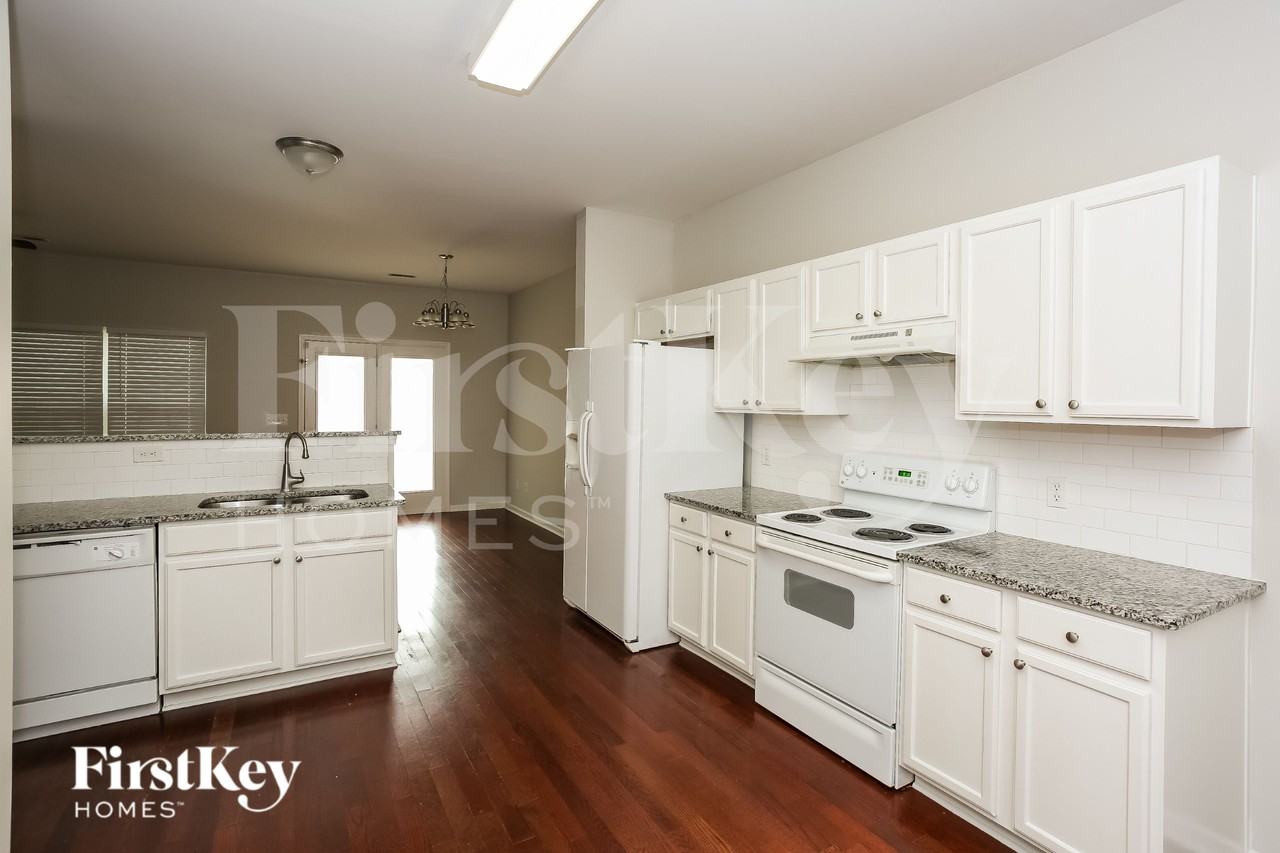 11228 Suunto Ln - Photo 7 of 15