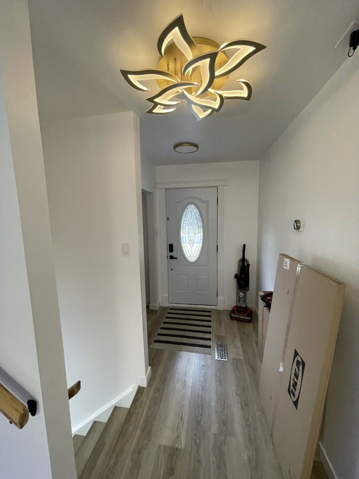 Hillmount Cres - Photo 7 of 9