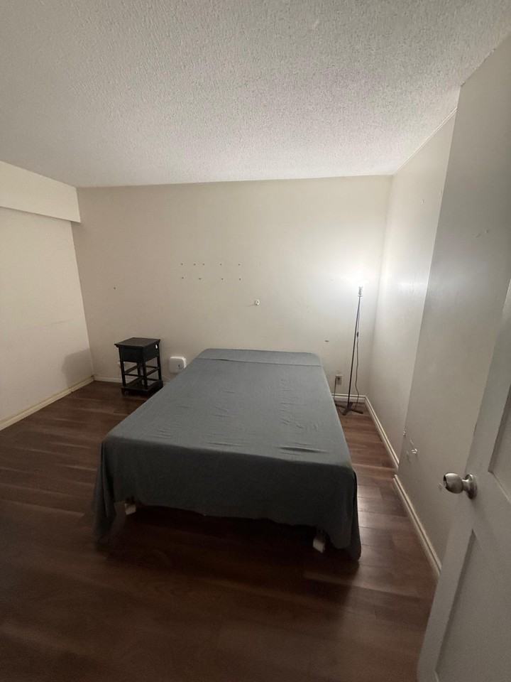 2086 East 43rd Avenue #2086 - Photo 6 of 6