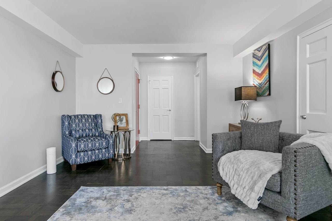 Beach Club Detroit - Photo 5 of 50