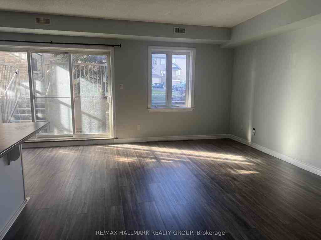 190 Hornchurch Lane #B - Photo 2 of 17