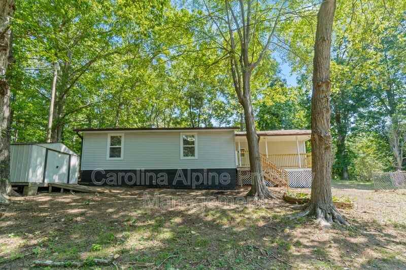 175 Uphill Drive - Photo 2 of 20