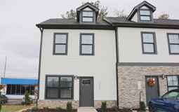 Oasis - Photo 1 of 1