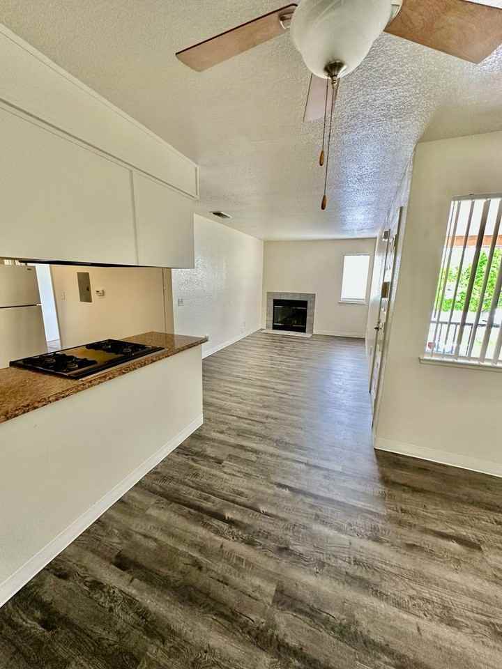 4922 Vir Mar St - Photo 5 of 11