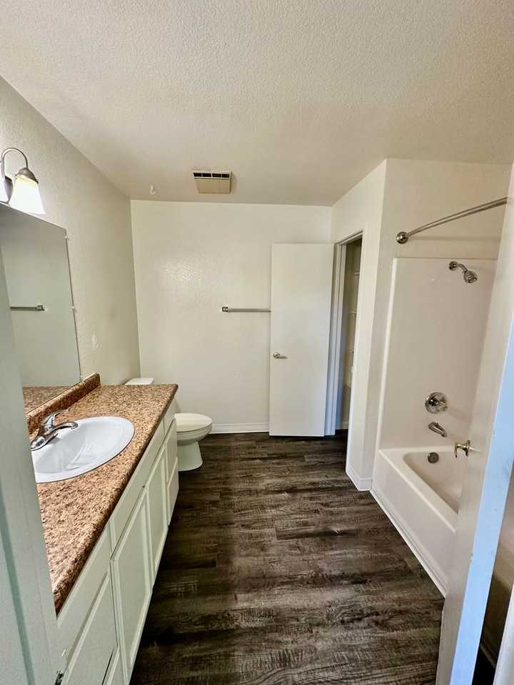 4922 Vir Mar St - Photo 7 of 11