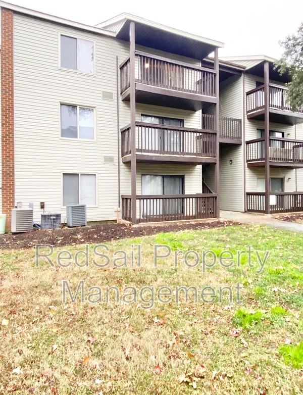 161 Haverford Ct #2 - Photo 2 of 15