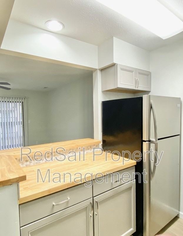 161 Haverford Ct #2 - Photo 7 of 15