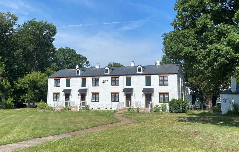 205 Duncan Street #4 - Photo 2 of 20