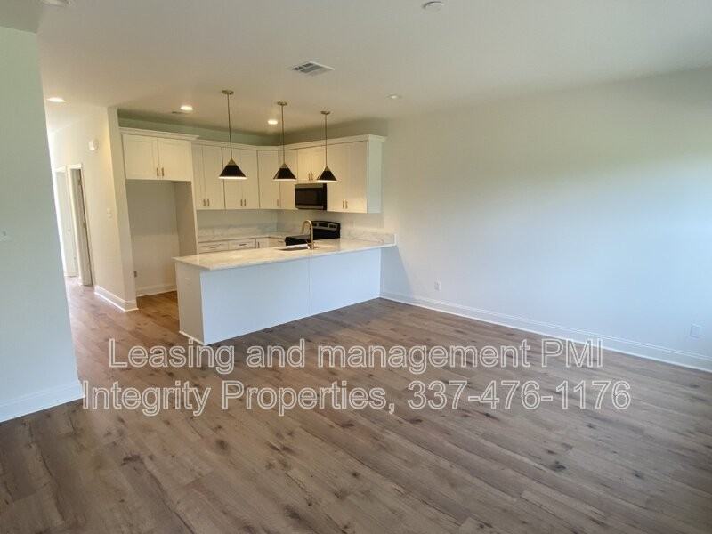 8550 Cat Rd #B - Photo 7 of 27