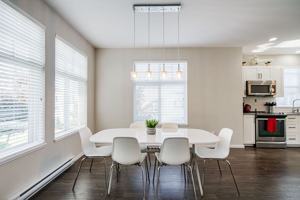 featured image of 5858 142 St