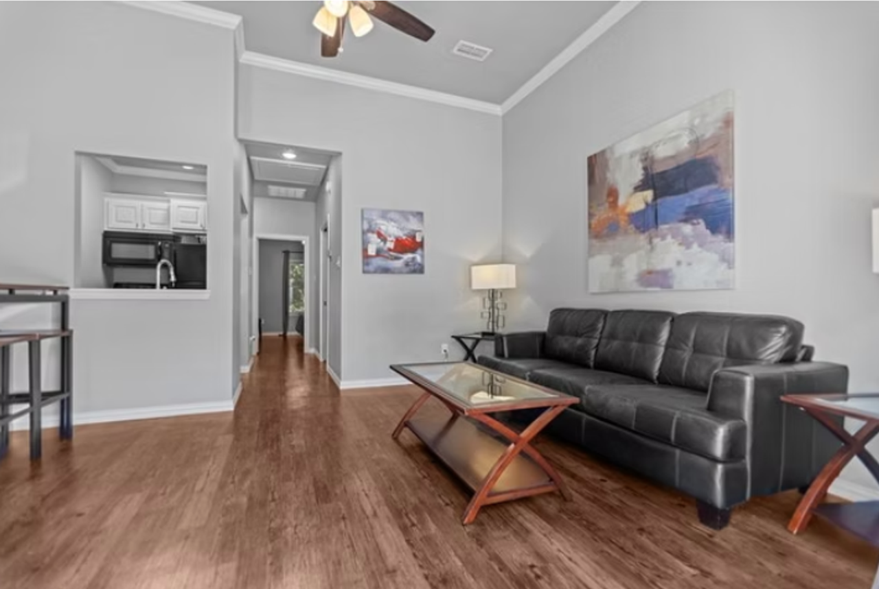 The Midtown Apartments - Photo 5 of 21