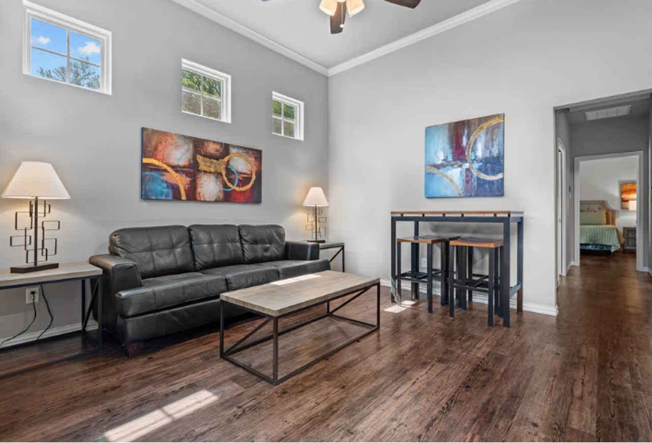 The Midtown Apartments - Photo 7 of 21