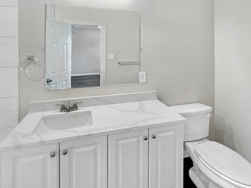 3215 Chenault St - Photo 7 of 14