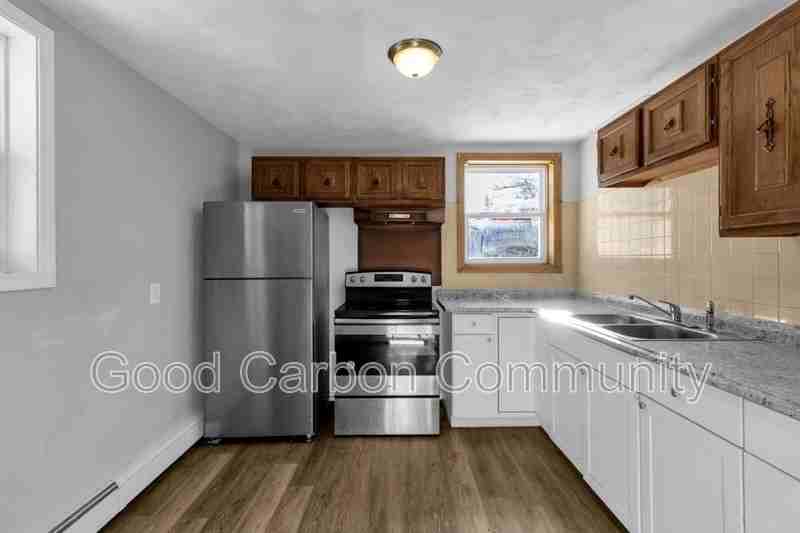 1190 Orchard Park Rd #6 - Photo 2 of 18