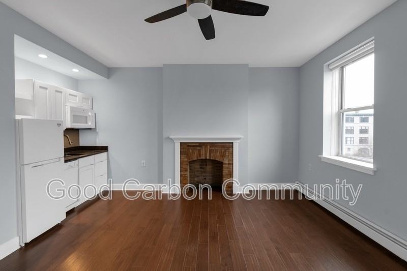 401 Delaware Ave #307 - Photo 3 of 11