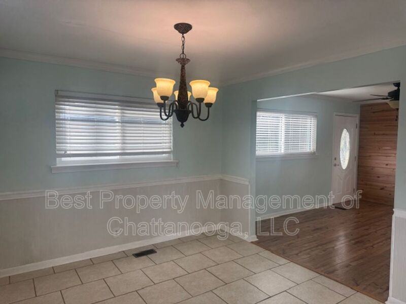 5131 Winding Lane - Photo 5 of 16