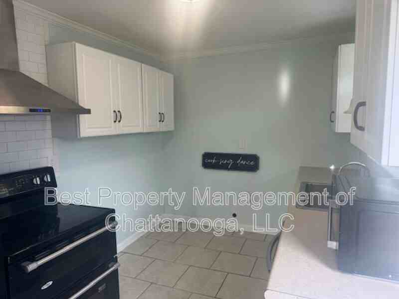 5131 Winding Lane - Photo 6 of 16