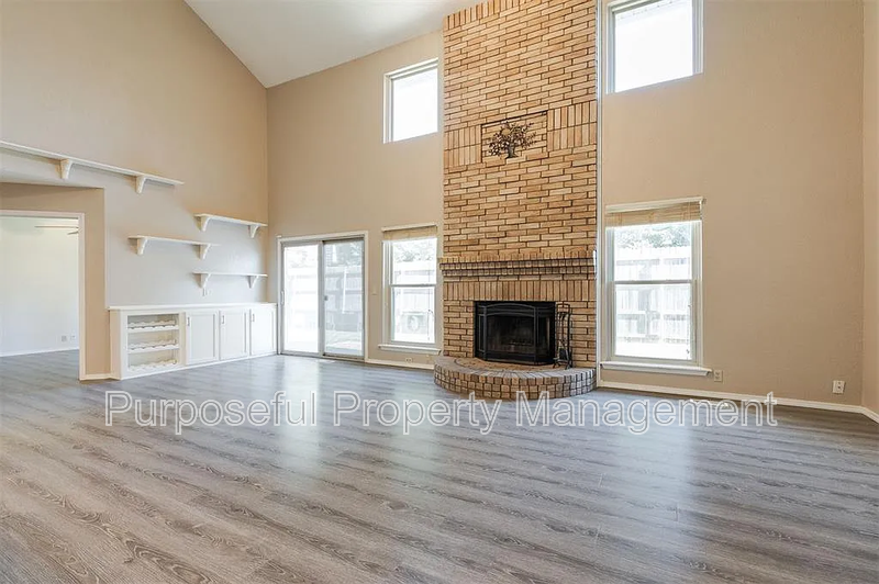 2501 Patti Place - Photo 3 of 30