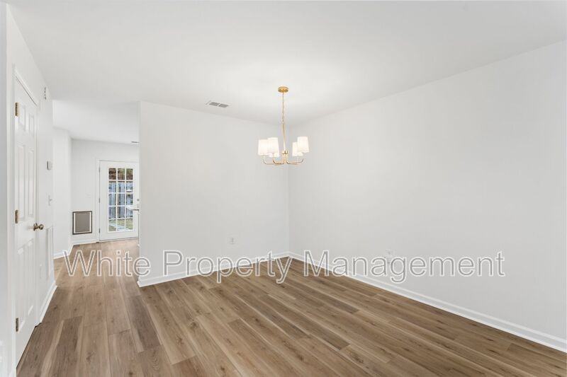 15554 Asterwind Ct - Photo 7 of 28