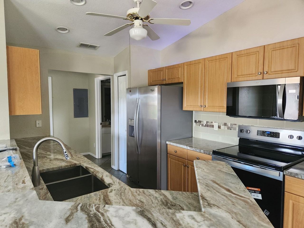 20004 20004 Lake Vista Circle - 20004 Lake Vista Circle #3 - Photo 7 of 12