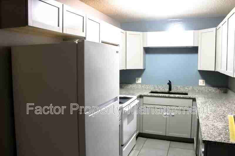 418 Allan Avenue #4 - Photo 4 of 9