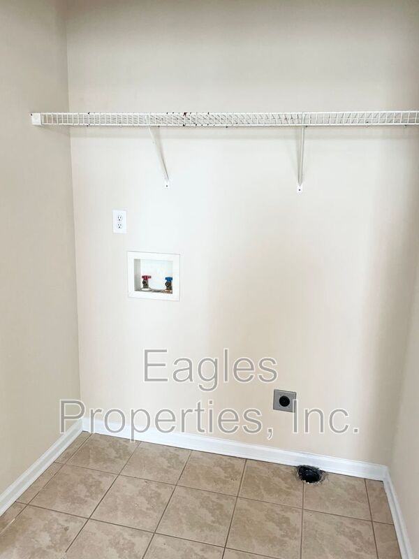 1410 La Grange Road - Photo 6 of 10