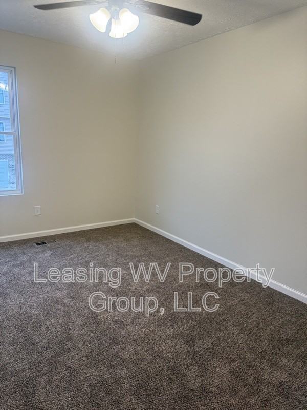 67 Christian Ct - Photo 7 of 17