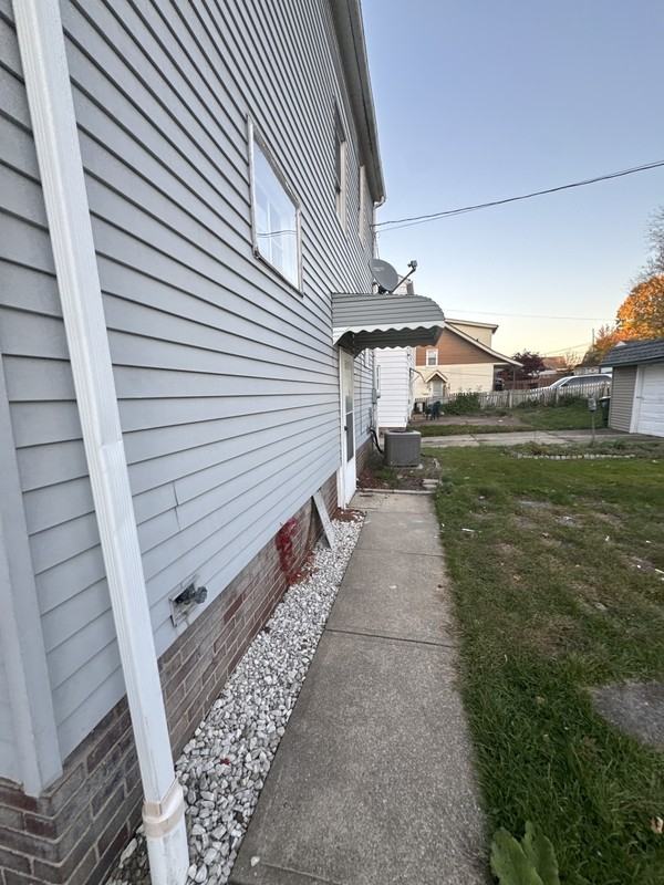 11104 Lincoln Avenue - Photo 5 of 50