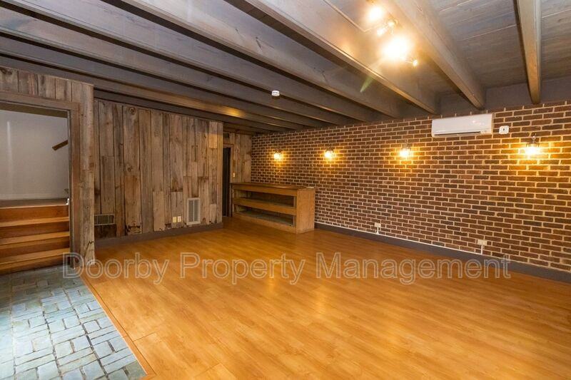 715 Mississippi Avenue #103 - Photo 3 of 10