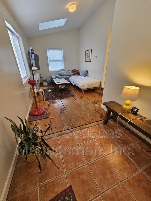22 Hayward St - Photo 2 of 17