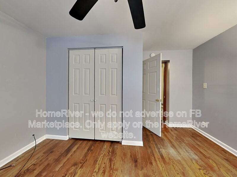 2209 E 97th St - Photo 6 of 22