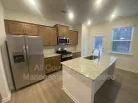 152 Parkwood Dr - Photo 1 of 1