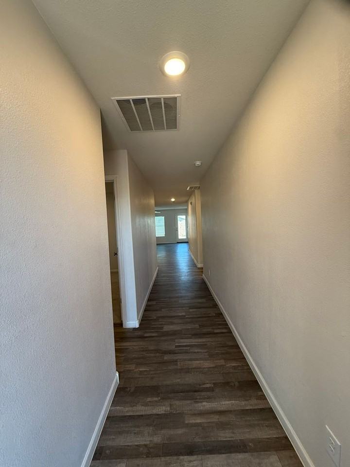 5570 Havasu Creek Road - Photo 3 of 40