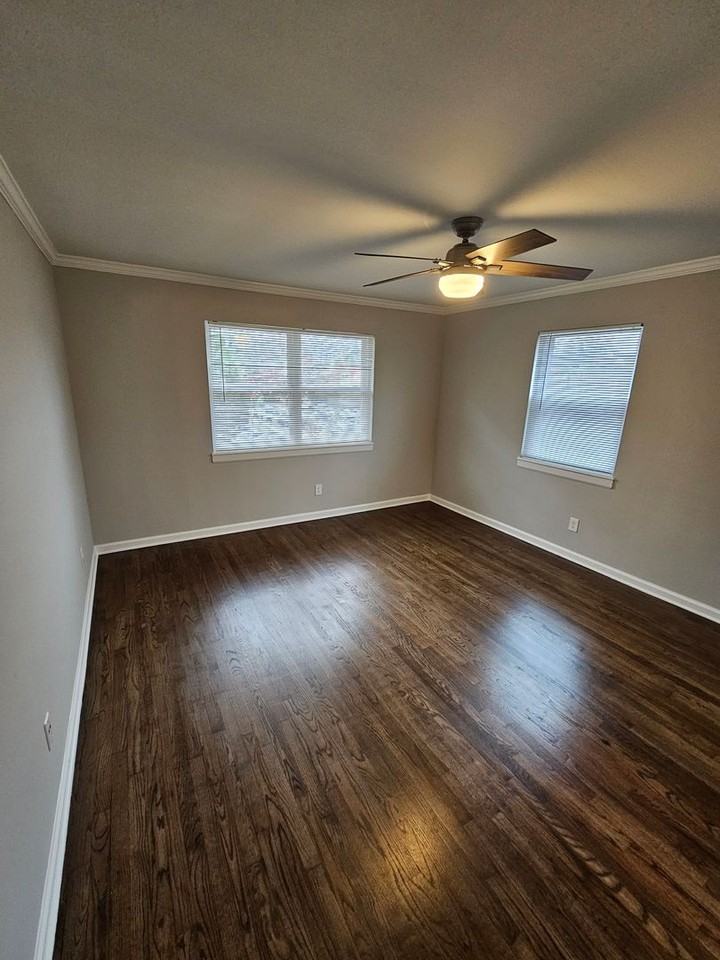 Renovated 1 and 2 Bedroom Virginia Highlands Apartments - Photo 5 of 13