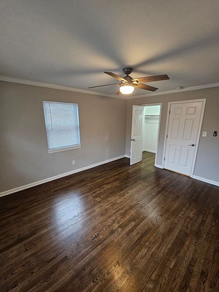 Renovated 1 and 2 Bedroom Virginia Highlands Apartments - Photo 7 of 13