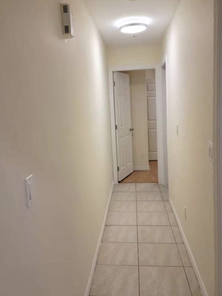 Kingsway & Rupert St - Photo 4 of 8