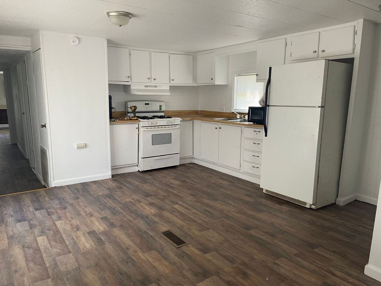 800Wood (Caney Cabins) - Photo 4 of 25