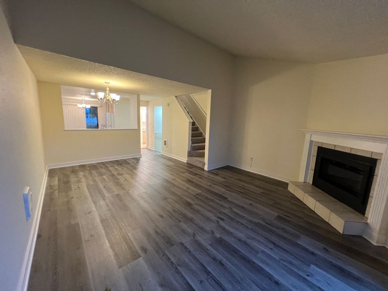 2149 2149 Eastview Pl. - C #C - Photo 7 of 32