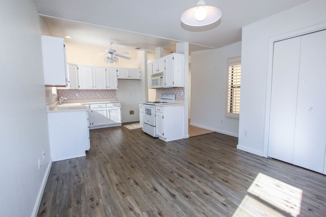 1840 Oriental Ave - Photo 6 of 16