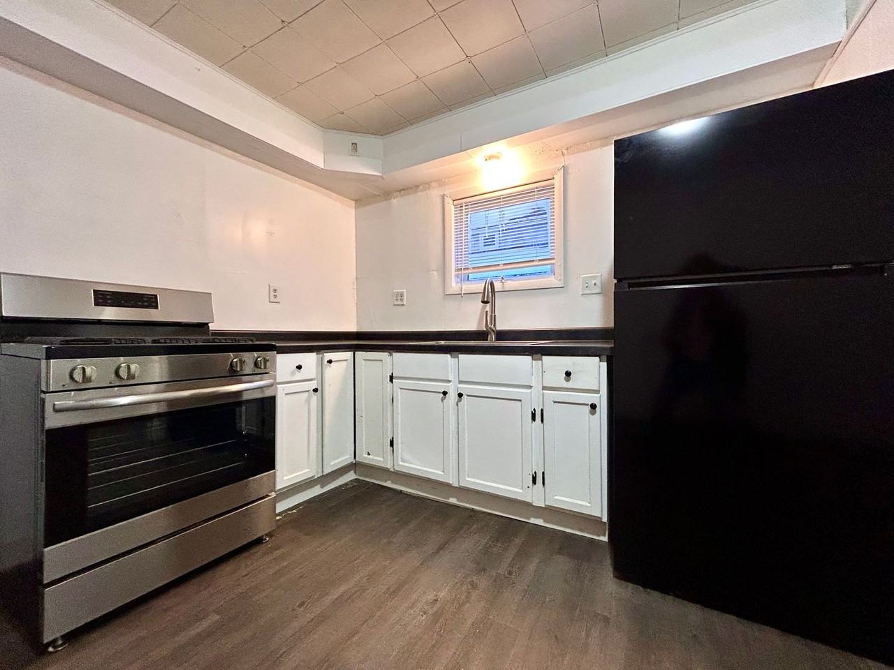 1216 Quarry Ave Nw - Photo 3 of 21