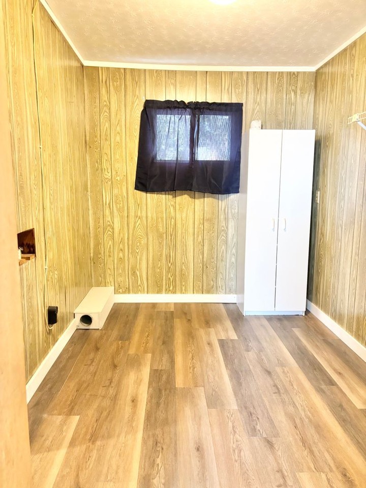 505 Turner St - Photo 4 of 13