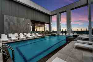 featured image of 807 Crawford Street