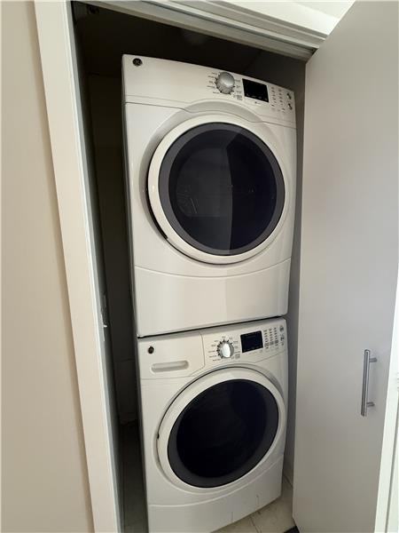 120 W Grand Ave #8A - Photo 5 of 9