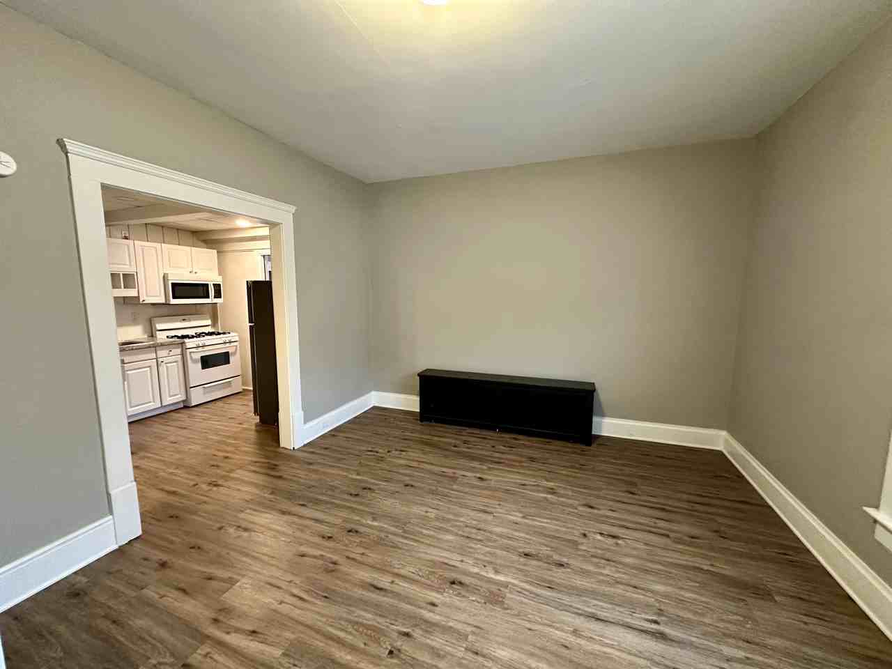 132 Beck Avenue - Photo 4 of 17